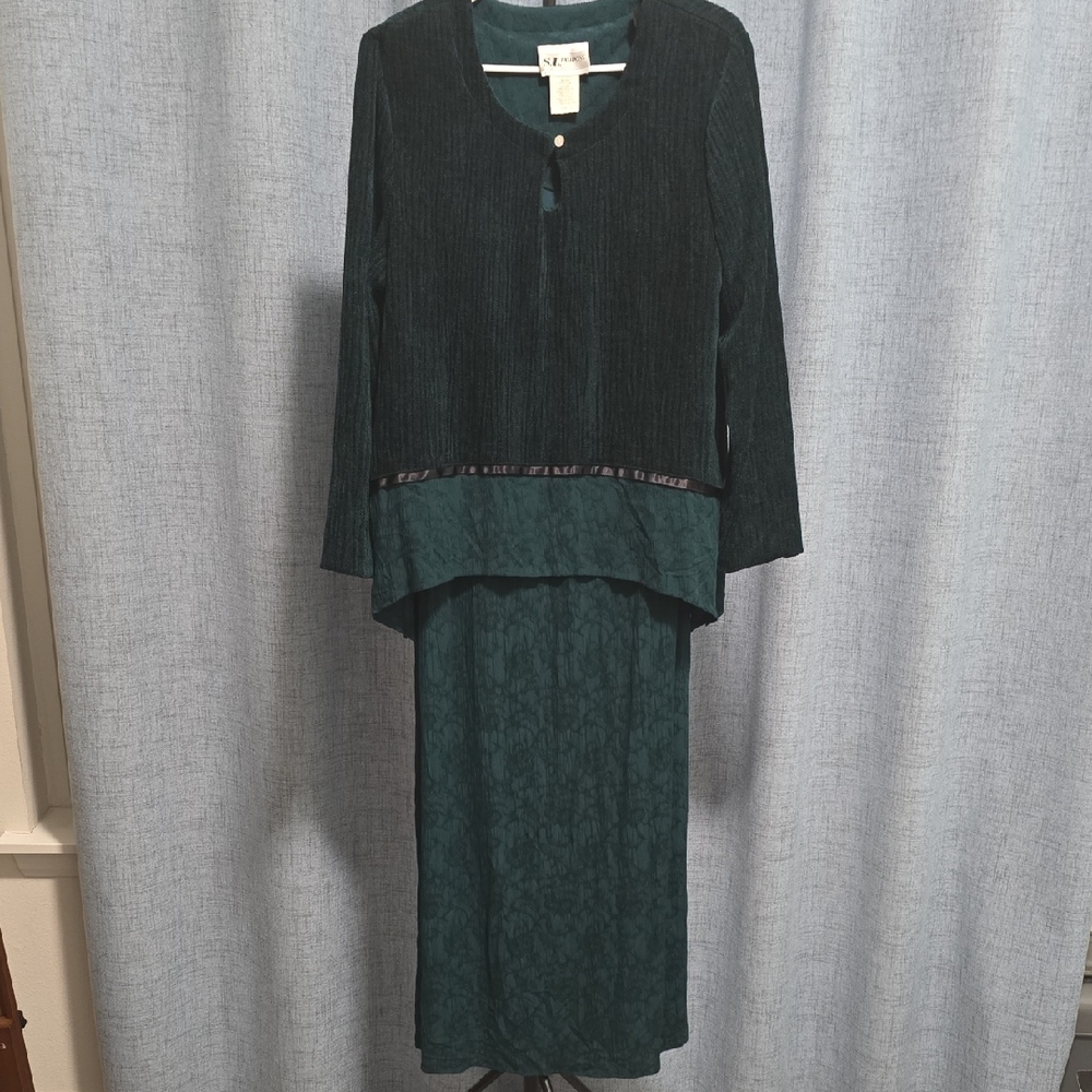 S.L. Fashions Deep Green Layered Maxi Dress Size‎ 16